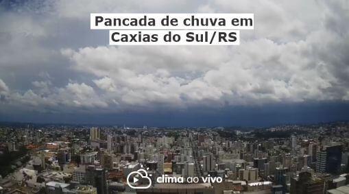 Câmeras registram pancada de chuva em Caxias do Sul/RS na tarde desta quarta-feira (27). Assista ao vídeo exclusivo!
