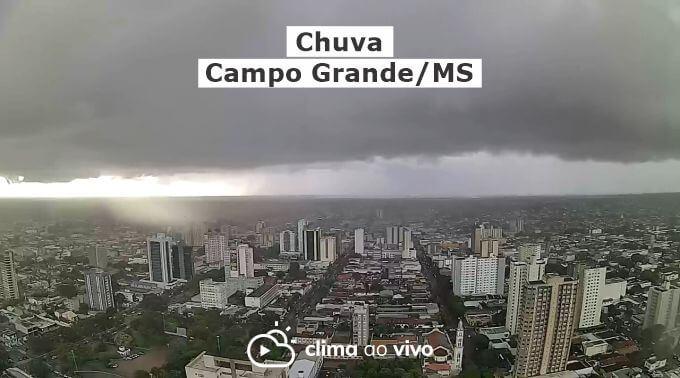 Formação de chuva intensa em Campo Grande/MS - 29/12/21