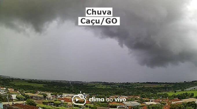 Avanço de chuva em Caçu/GO - 01/02/22