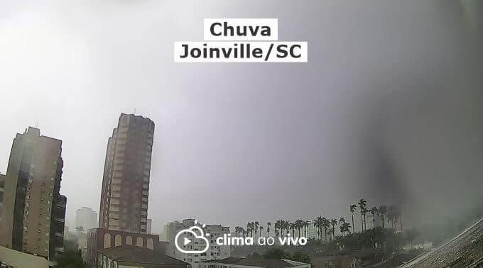Chuva que trouxe granizo em Joinville/SC - 14/02/22