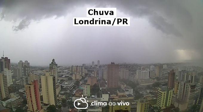 Avanço de chuva em Londrina/PR - 01/03/22