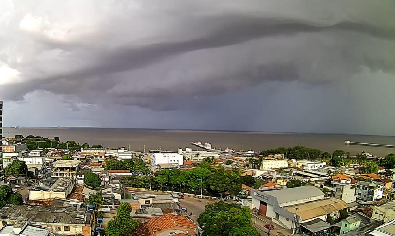 Avanço de chuva intensa em Macapá/AP, veja o vídeo exclusivo!