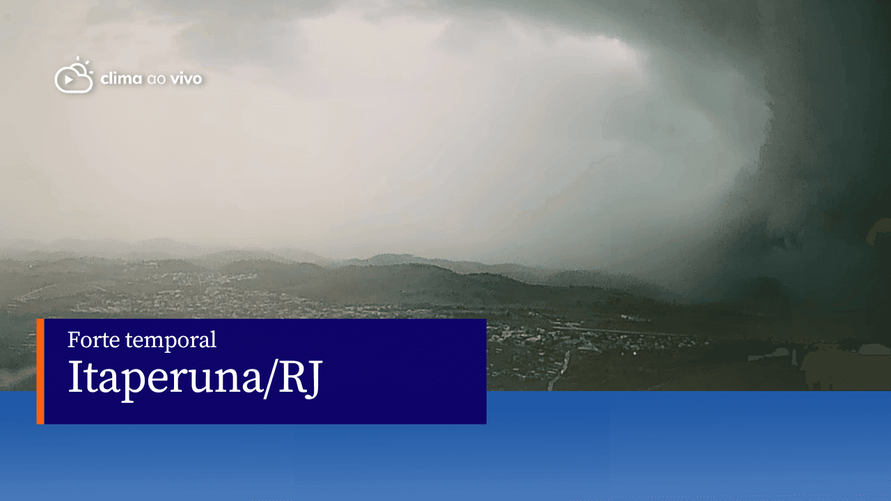 Temporal intenso, rajadas de vento e raios em Itaperuna/RJ - 13/12/22