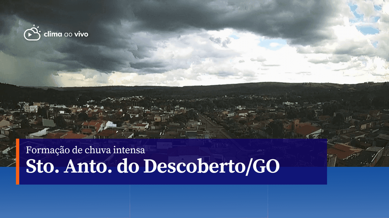 Formação de chuva intensa em Santo Antônio do Descoberto/GO - 12/04/23