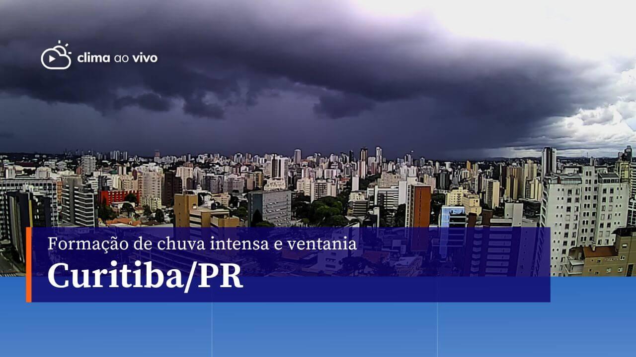 Formação de chuva intensa e ventania em Curitiba na tarde desta quinta-feira - 07/12/23