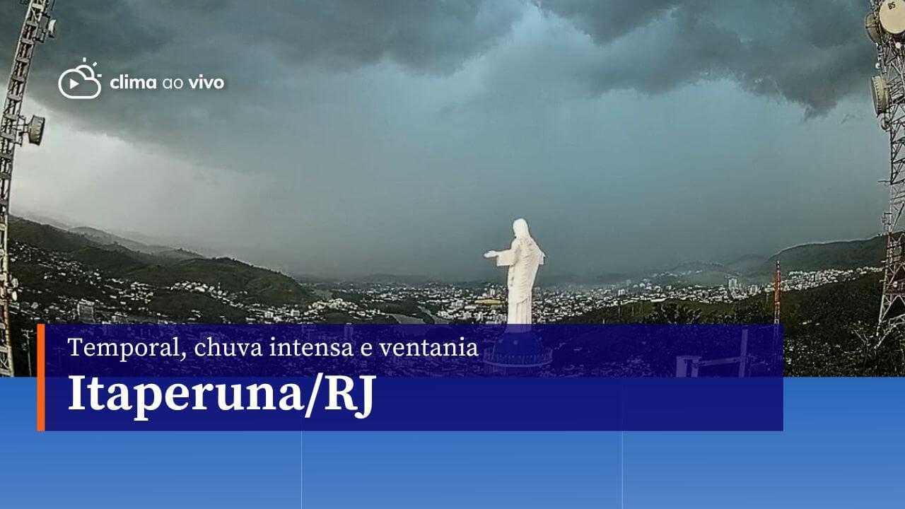 Temporal, chuva intensa e ventania em Itaperuna/RJ - 26/12/2023