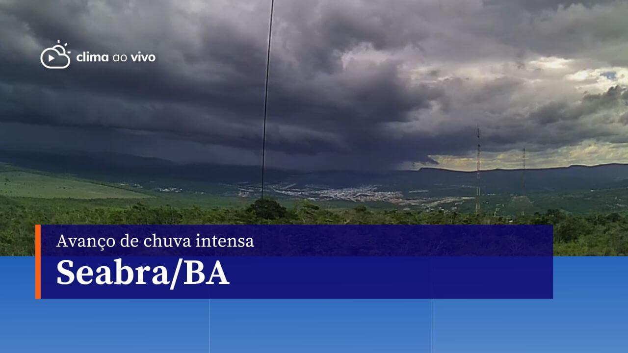 Avanço de chuva intensa em Seabra/BA, na tarde desta sexta-feira - 19/01/24