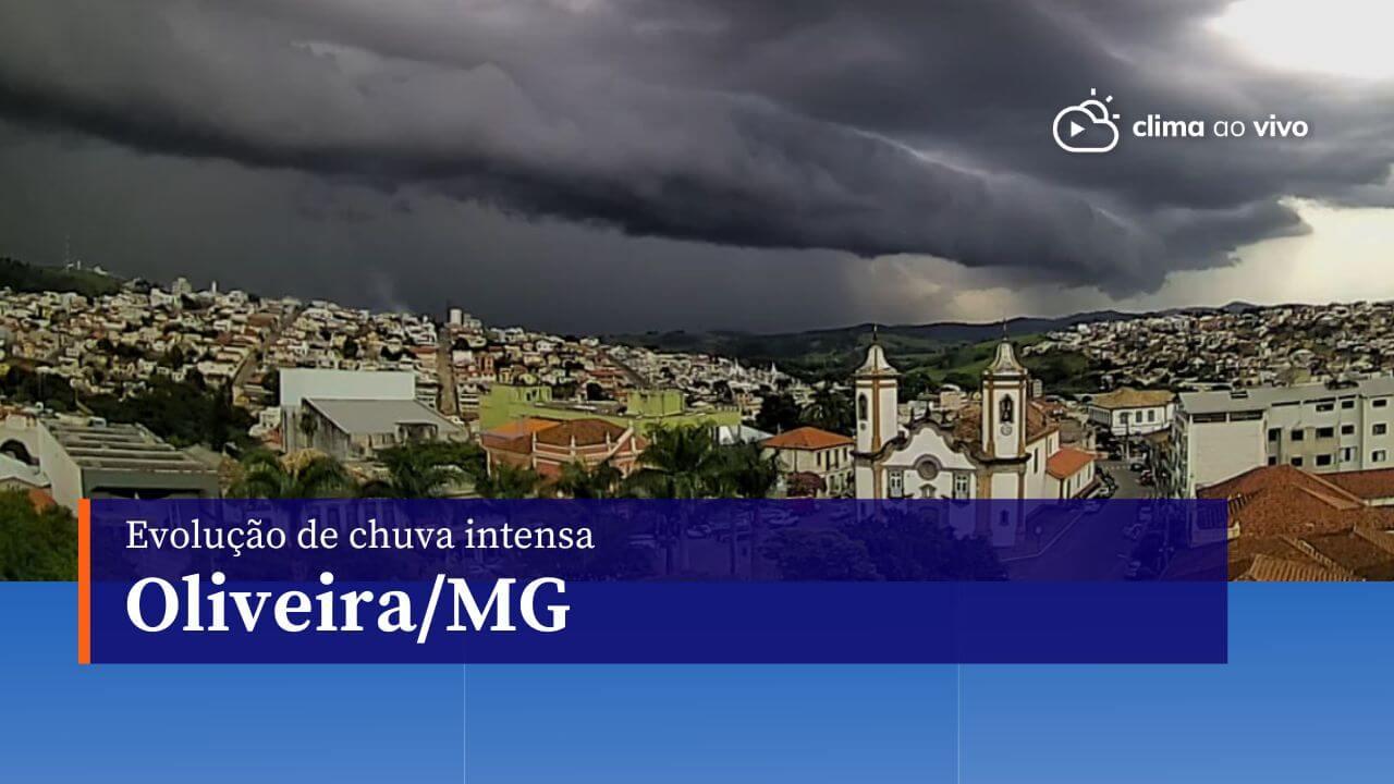 Evolução de chuva intensa em Oliveira/MG - 29/02/24